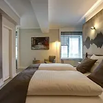 Отель Boutique 009